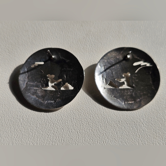 Vintage Native American Sterling Silver Coral Inlay Earrings - Picture 4 of 4